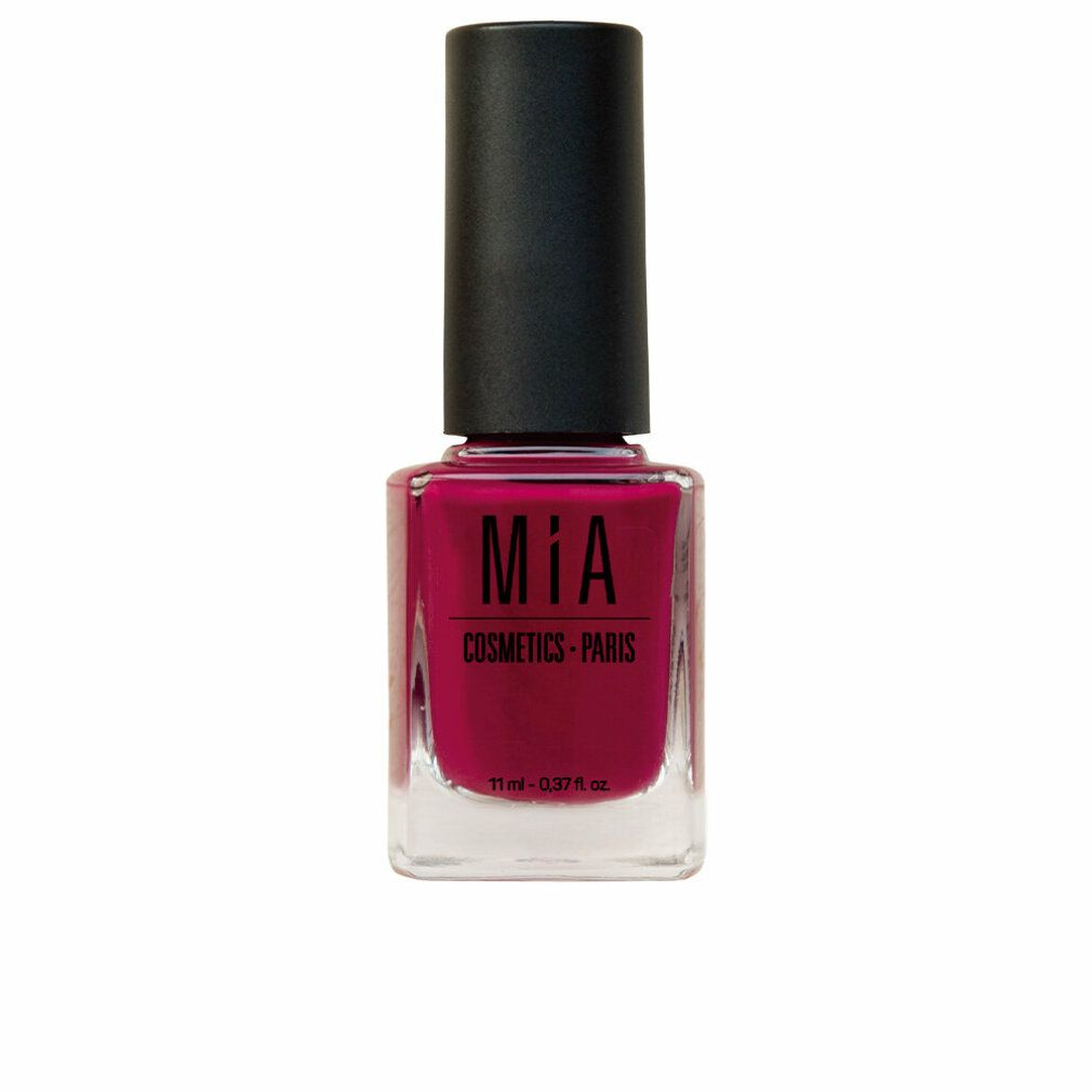 Magenta Nagellackflasche mit schwarzem Deckel. Aufschrift: MIA COSMETICS - PARIS. Klare Glasflasche.