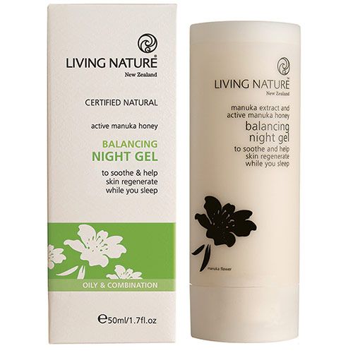 Creme-Tube und Verpackung. Aufschrift: Living Nature Balancing Night Gel. Zertifiziert natürlich. Für ölige und Mischhaut.