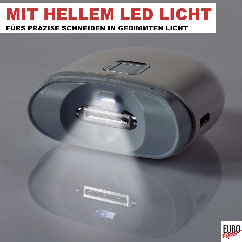 Elektrischer Nagelschneider mit eingeschaltetem LED-Licht für präzises Schneiden.