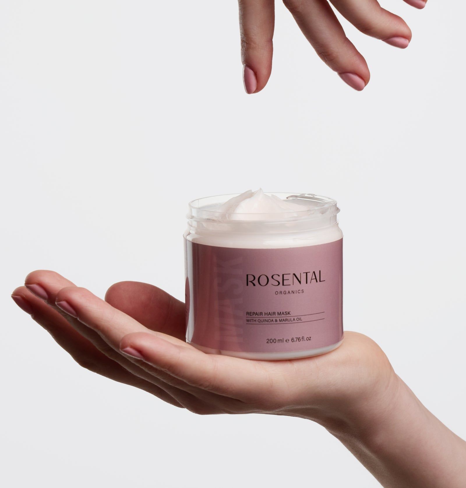 Glas mit Rosental Organics Repair Hair Mask. Aufschrift: Repair Hair Mask, mit Quinoa & Marula Oil. 200 ml.