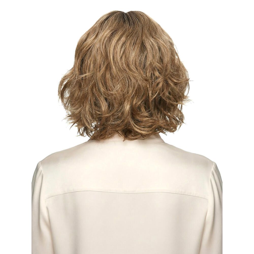 Rückansicht einer Perücke mit gewelltem, schulterlangem Haar. Helle Haarfarbe, weißer Hintergrund.