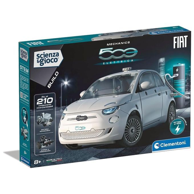 Scatola con un'auto giocattolo bianca. La scatola mostra "Scienza & Gioco" e "FIAT 500 Elettrica". Il prodotto contiene oltre 210 componenti.