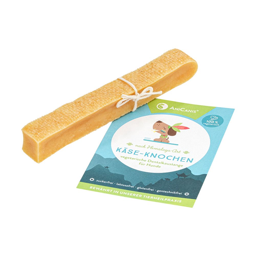 Käseknochen für Hunde, rechteckig, hellbraun, mit Papieranhänger und Logo.