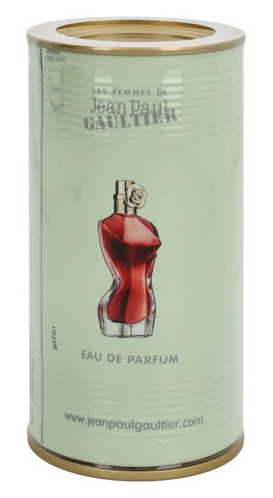 Grüne Dose mit Flakon-Abbildung und Aufschrift Eau de Parfum. Aufschrift Jean Paul Gaultier. Auf weißem Hintergrund.