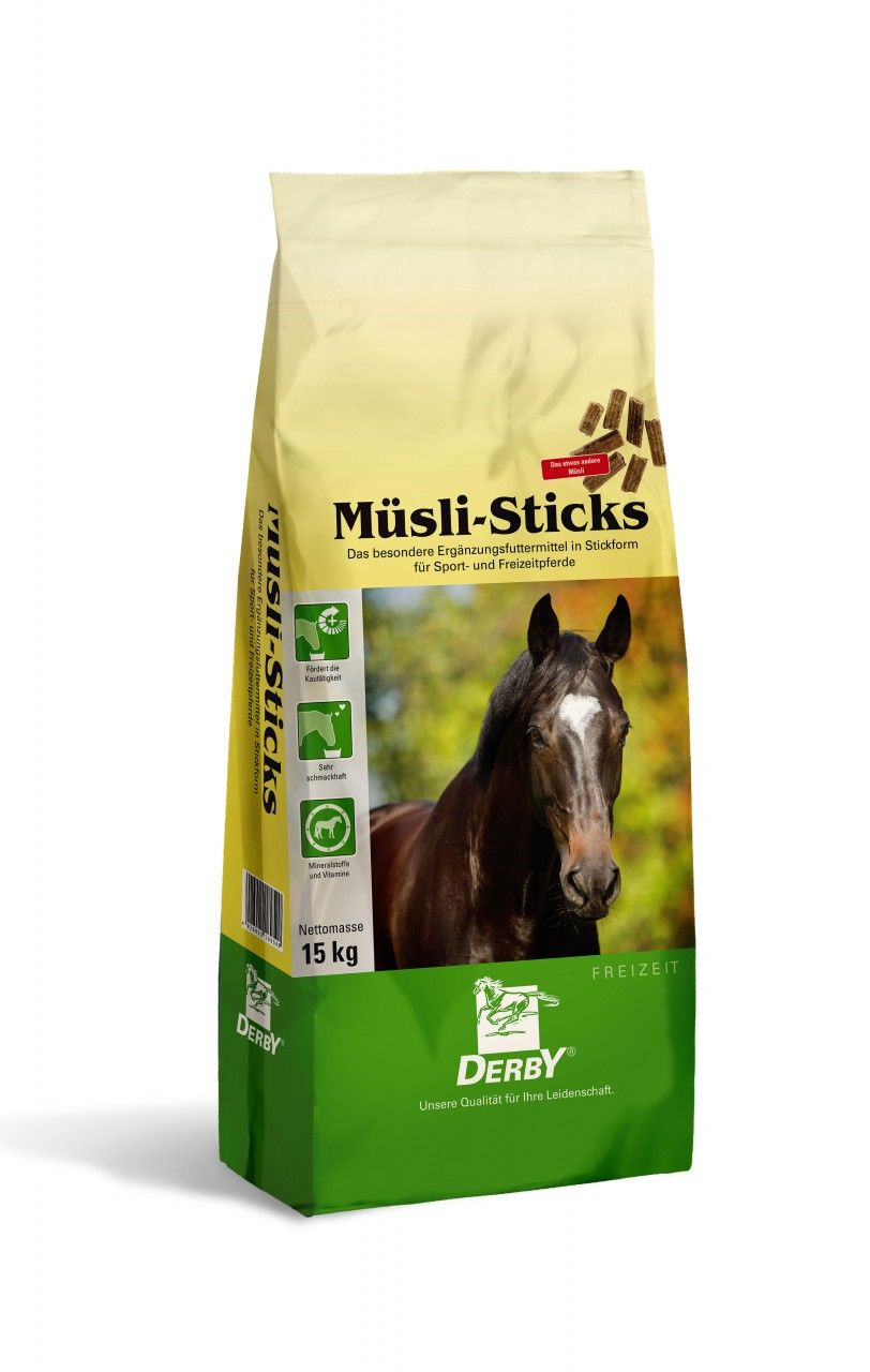 Verpackung von Derby Pferdefutter Müsli-Sticks, mit Pferd und Produktabbildung.
