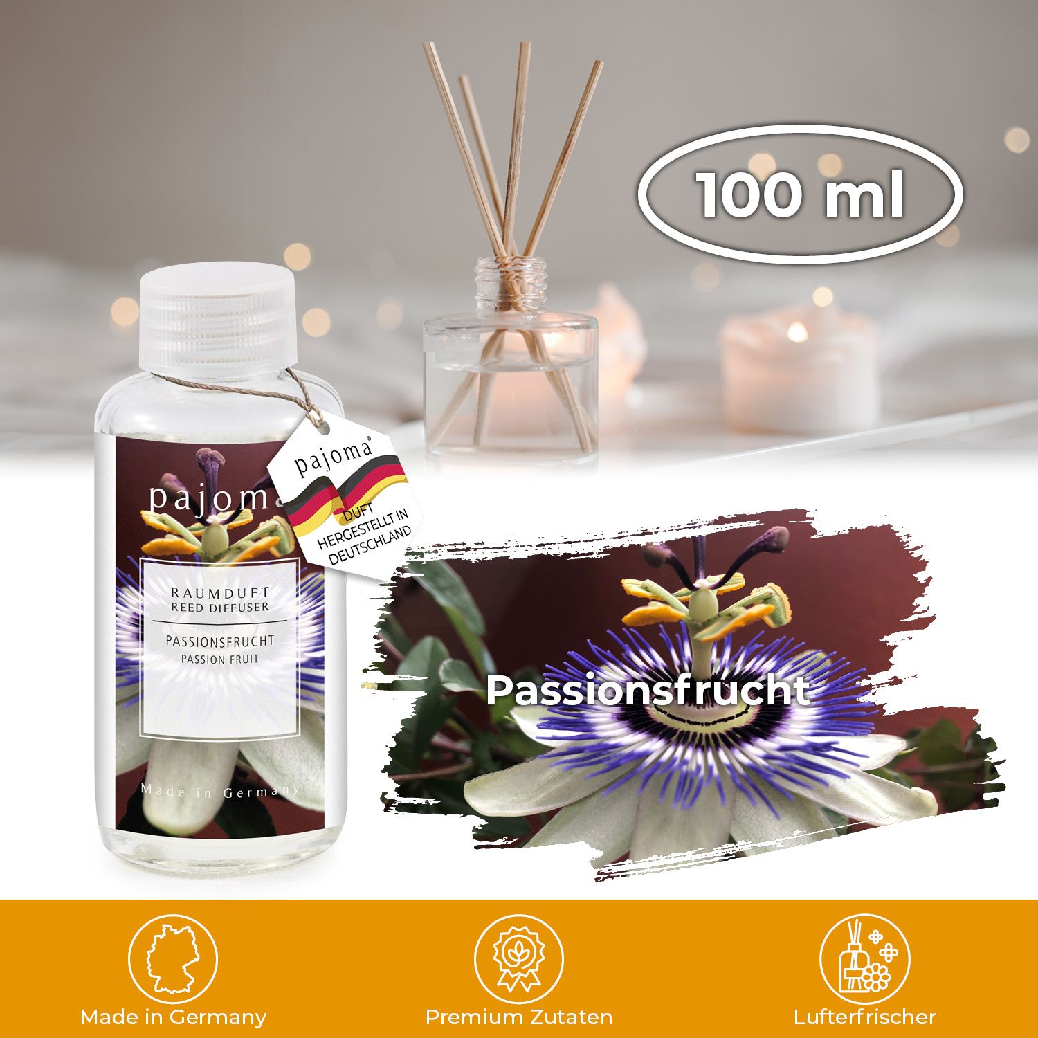 Glasflasche mit Etikett und Duftstäbchen. Aufschrift: Passionsfrucht. Zusätzliche Flasche mit Stäbchen. Hintergrund: Passionsblume.