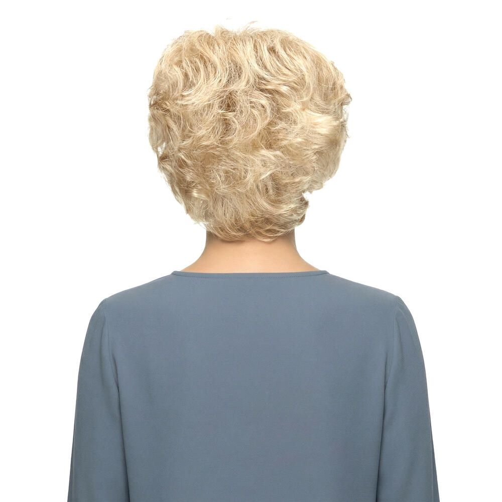 Blonde, gewellte Kurzhaarperücke. Rückansicht.