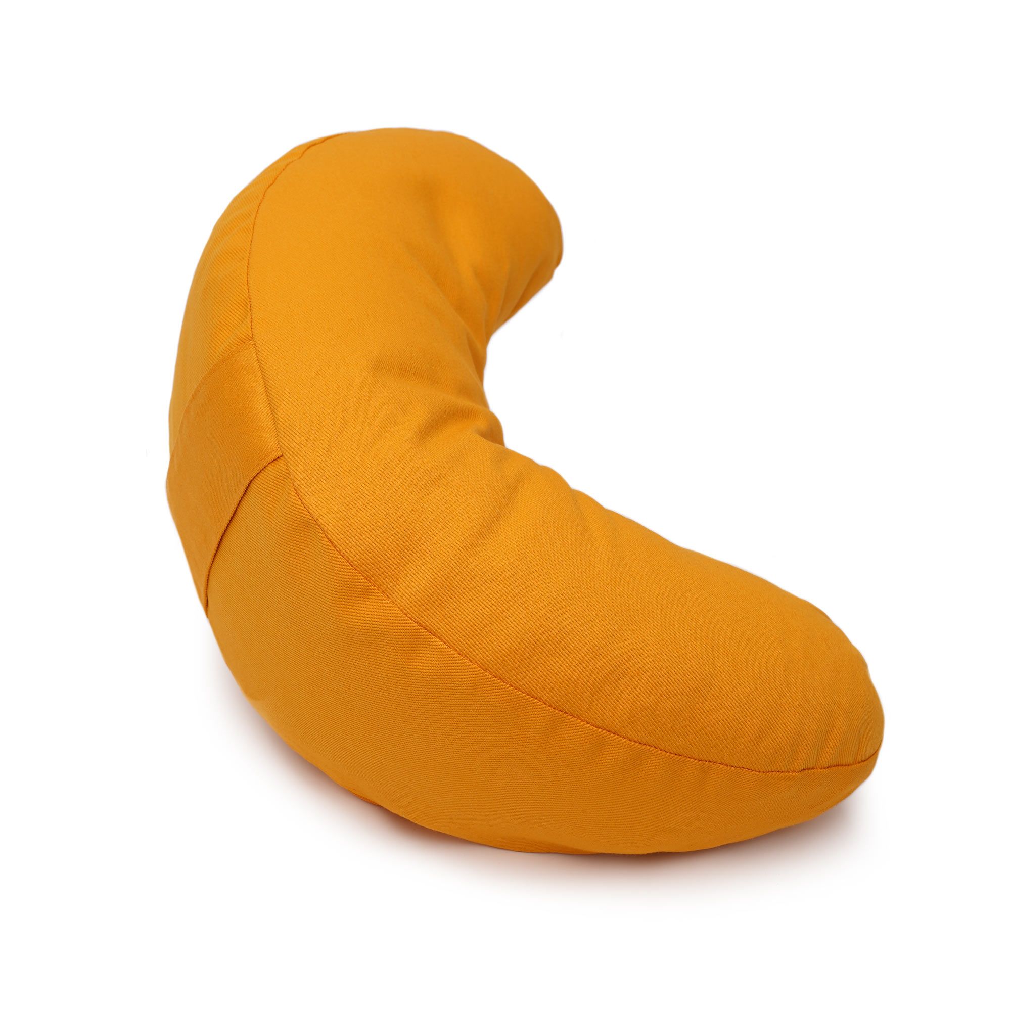 Gelber Yogabox Glückssitz® Kissen in Mondform, auf weißem Hintergrund.