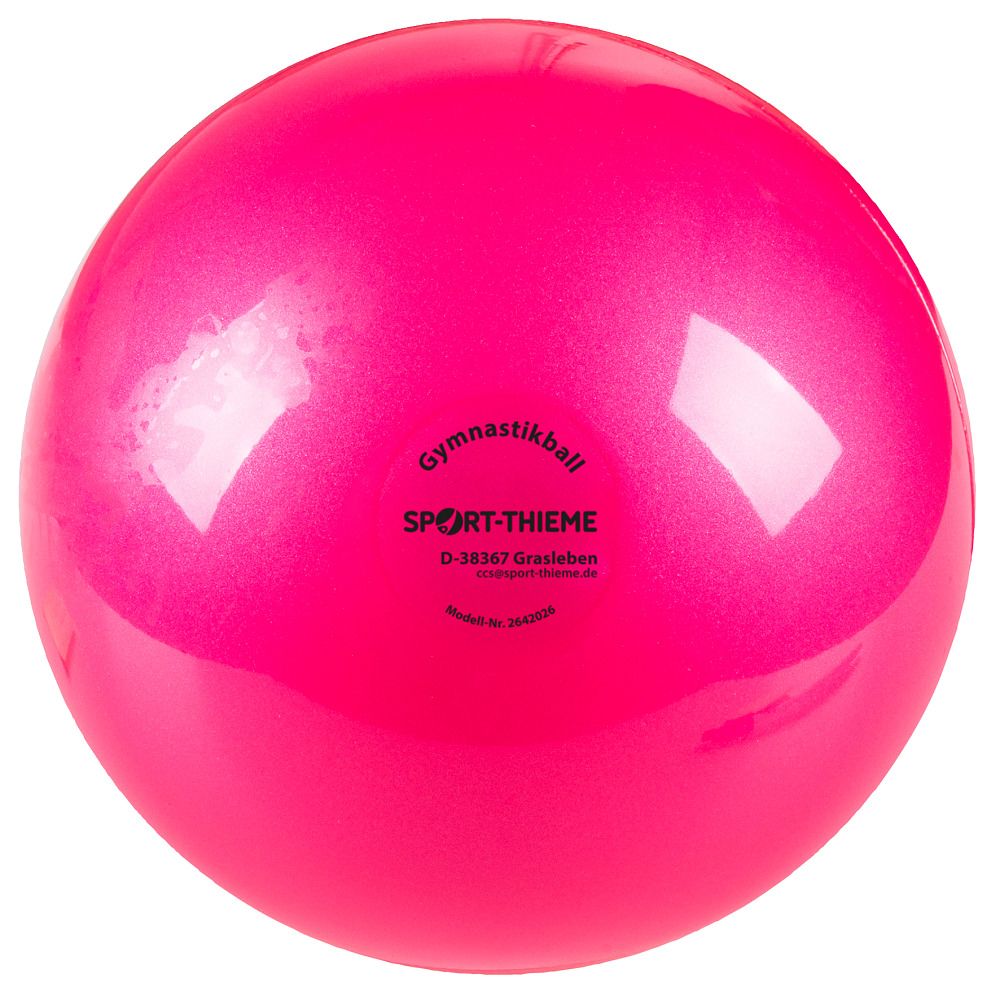Pinkfarbener Gymnastikball. Aufdruck: "Gymnastikball", "SPORT-THIEME", Adresse. Modellnummer.