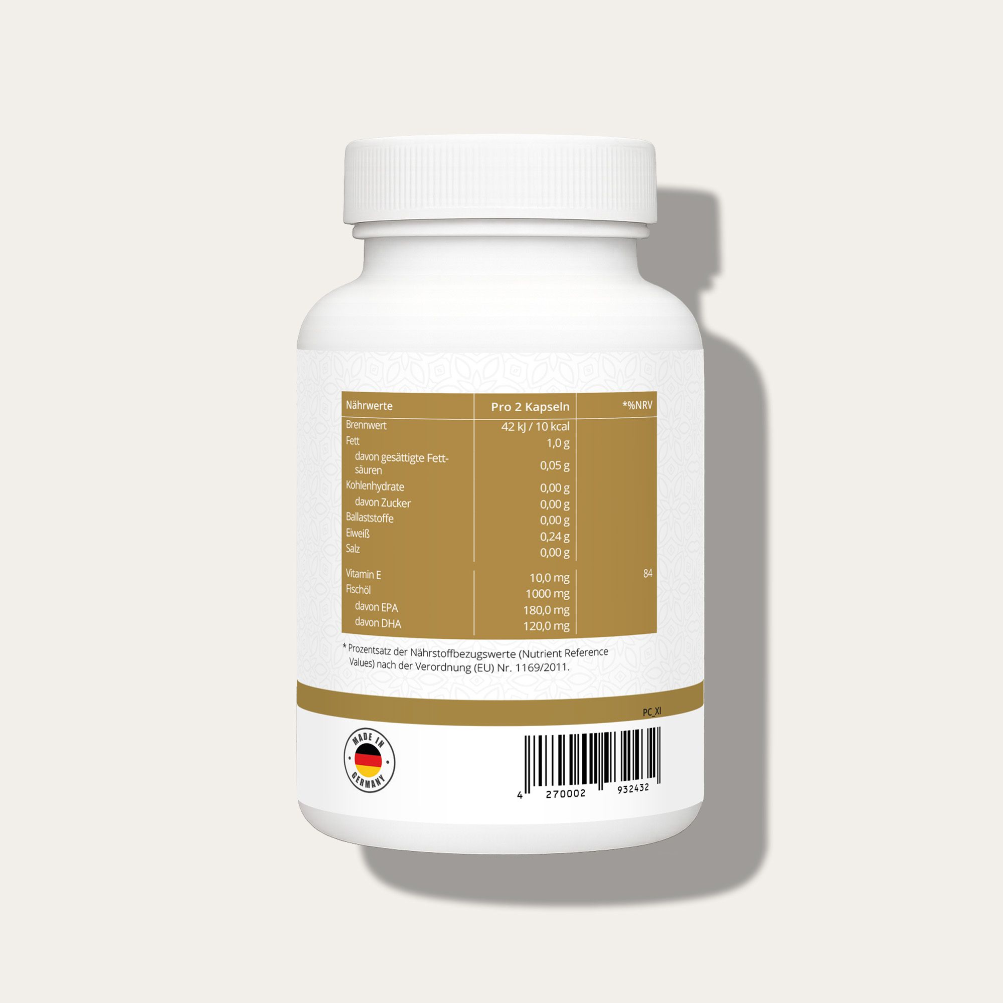 Weiße Flasche mit goldfarbenem Etikett. Nährwerttabelle mit Angaben zu Fett, Kohlenhydraten, Eiweiß, etc. Text: Made in Germany.