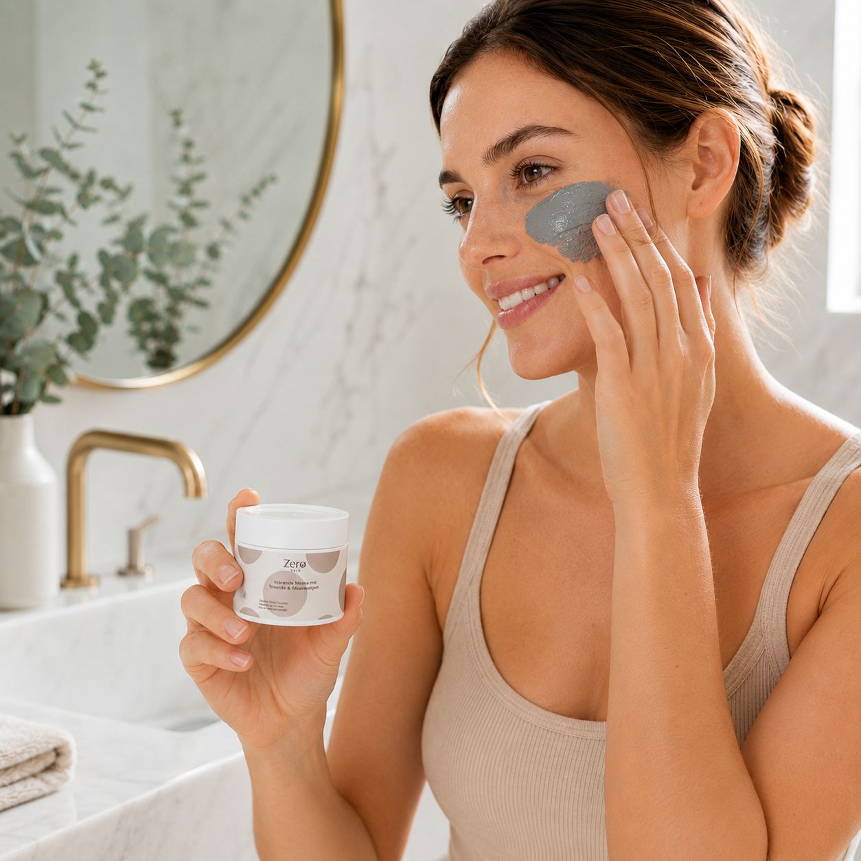 Zero Skin Klärende Maske mit Tonerde & Meeresalge, verfeinert Poren und klärt die Haut