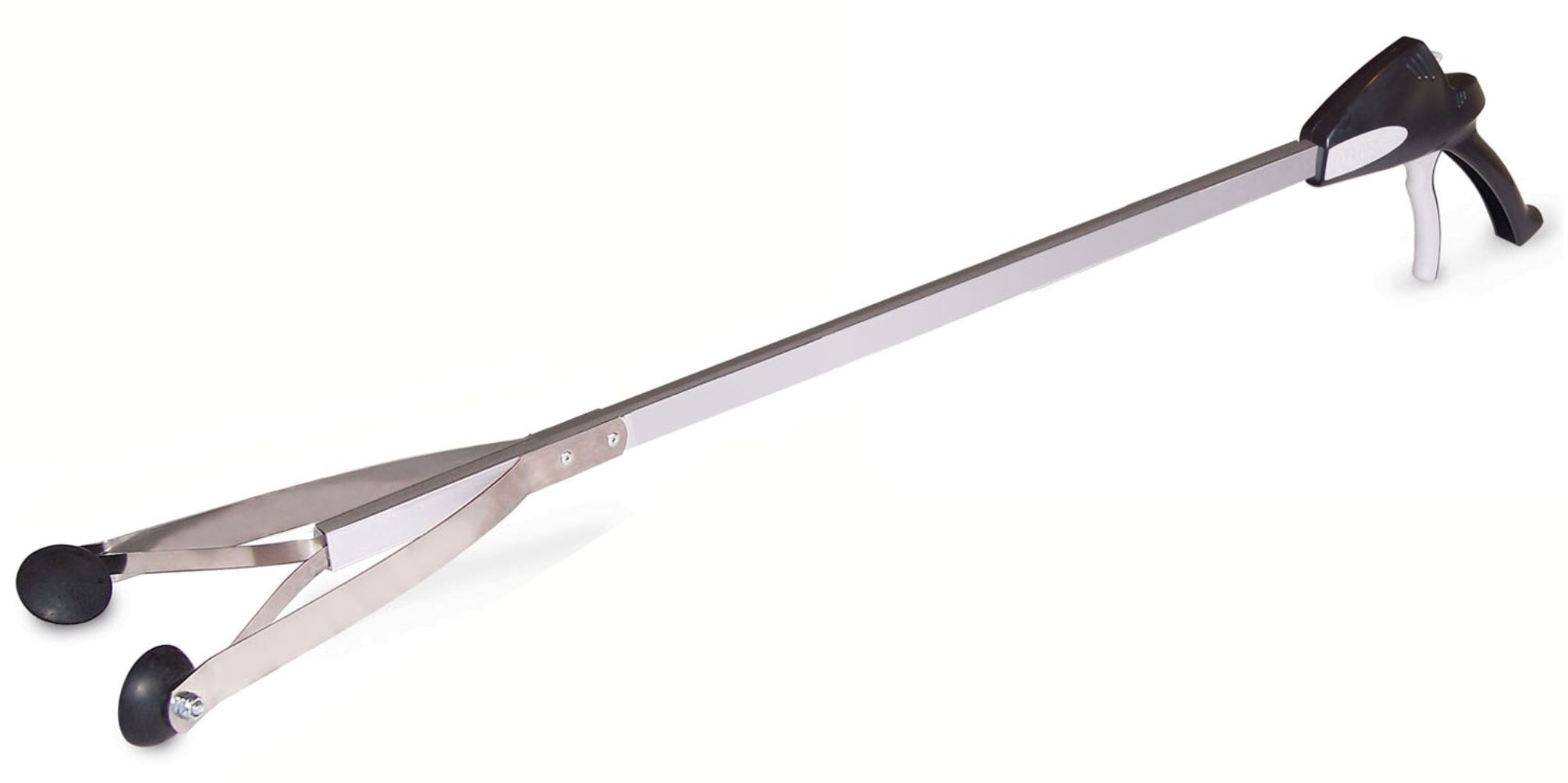 Greifzange mit schwarzem Griff und Saugnäpfen. Silberfarbener Schaft mit Arretierung. Länge ca. 104 cm.