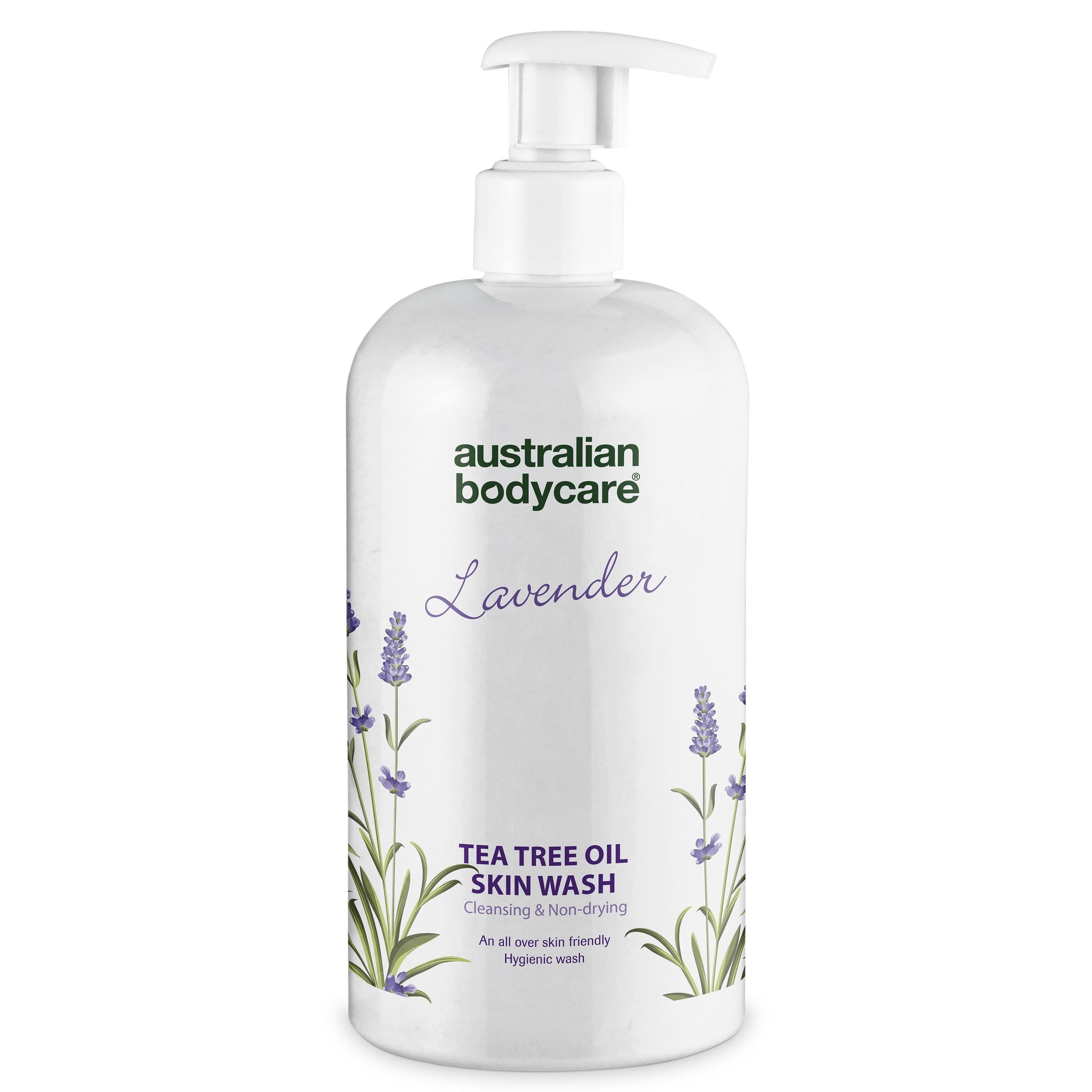Weiße Flasche mit Pumpe. Aufschrift: Australian Bodycare, Lavender, Tea Tree Oil Skin Wash.