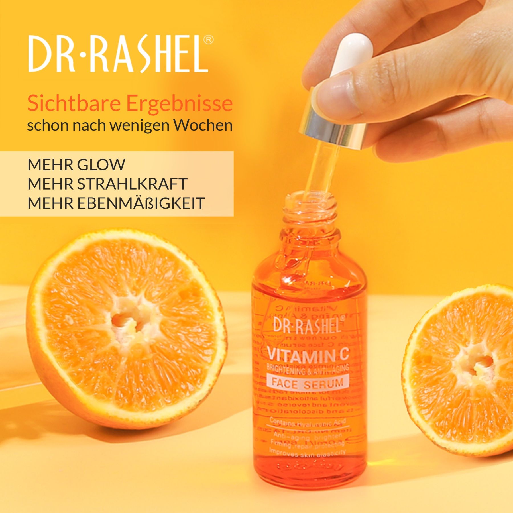 Hand hält Pipette über Flasche DR. RASHEL Vitamin C Serum. Orangefarbene Flüssigkeit. Orangen-Hintergrund. Text: Mehr Glow, mehr Strahlkraft.