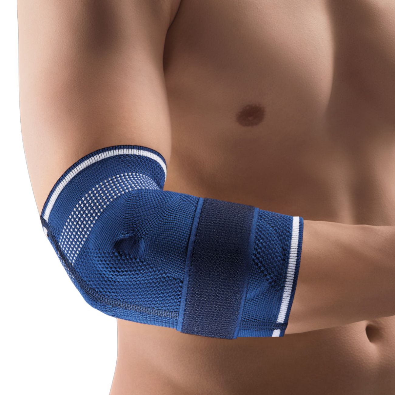 Blau-weiße Ellenbogenbandage am Arm. Bandage mit weißem Rand und Punkten. Elastische Bänder zur Fixierung.