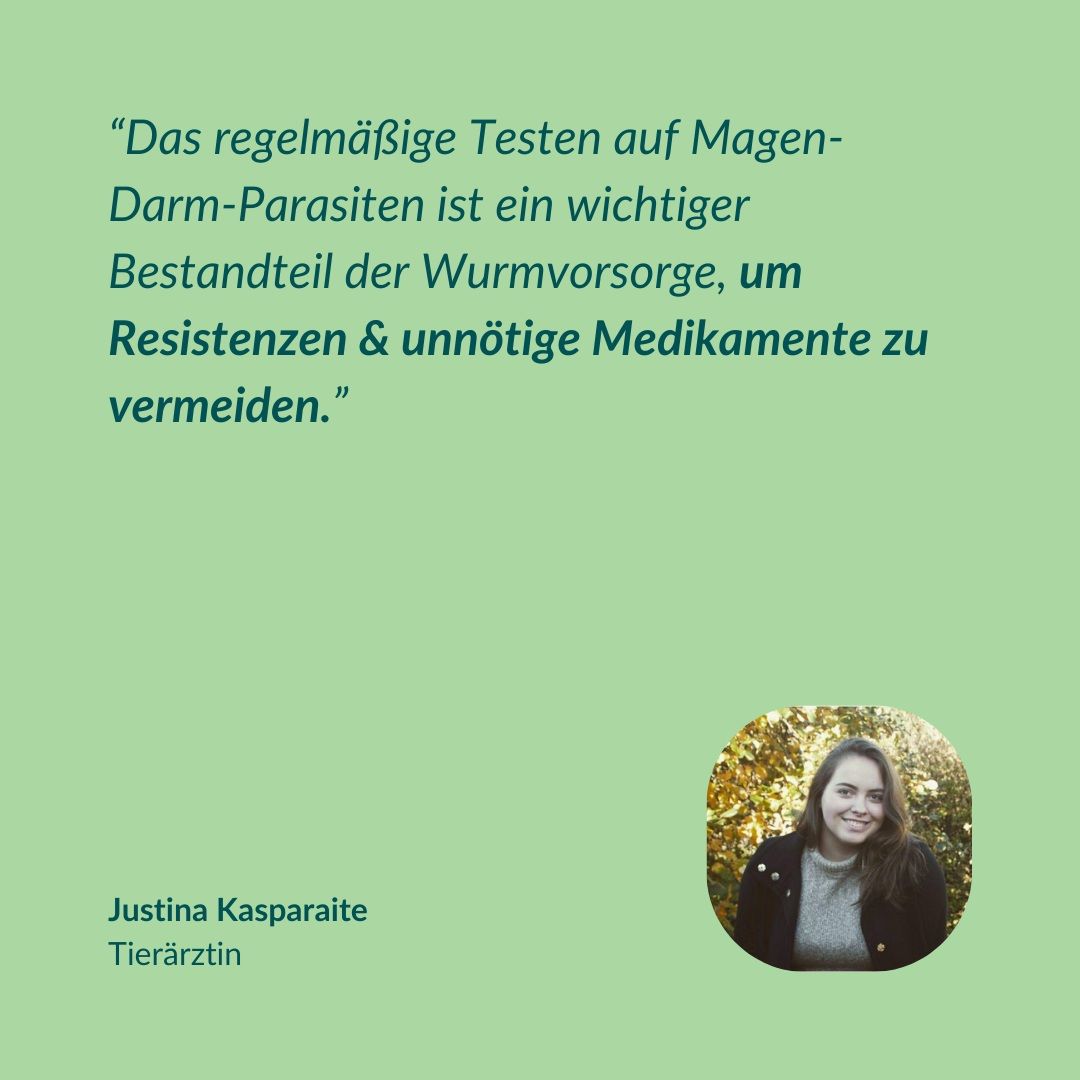 Zitat einer Tierärztin über regelmäßiges Testen auf Parasiten. Porträtfoto.