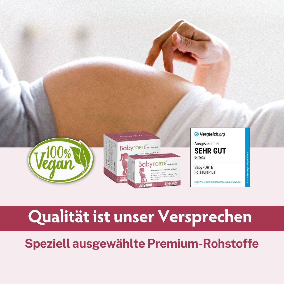 Verpackungen von BabyFORTE Folsäure Plus, 100% vegan Logo und Siegel 'Sehr gut'.