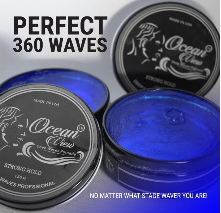 Mehrere Dosen mit blauer Pomade. Deckel mit Logo und Schriftzug "Ocean View Deep Waves Pomade". Aufschrift "Strong Hold".
