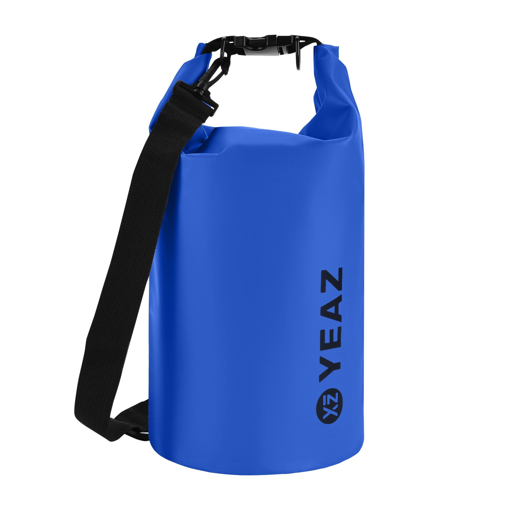 Blauer Packsack mit Schultergurt. Schwarzer Verschluss und YEAZ-Logo.