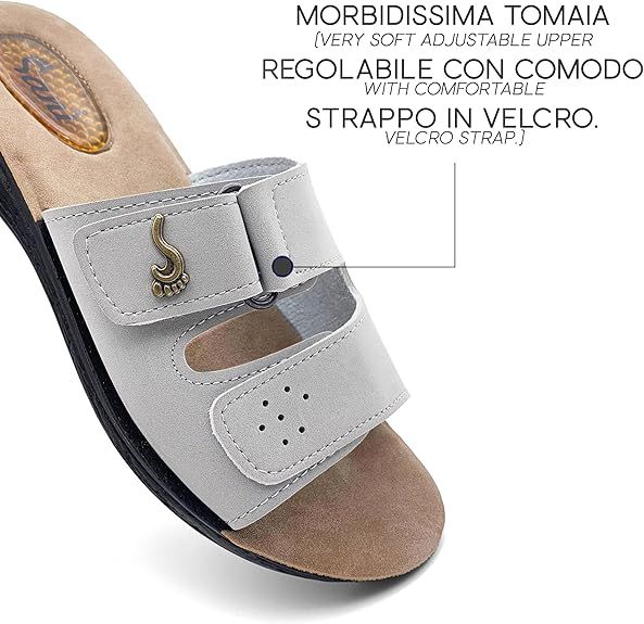 Sandalo grigio con doppia fascia a strappo. Marchio Sanì. Testo: 'MORBIDISSIMA TOMAIA', 'REGOLABILE CON COMODO'.