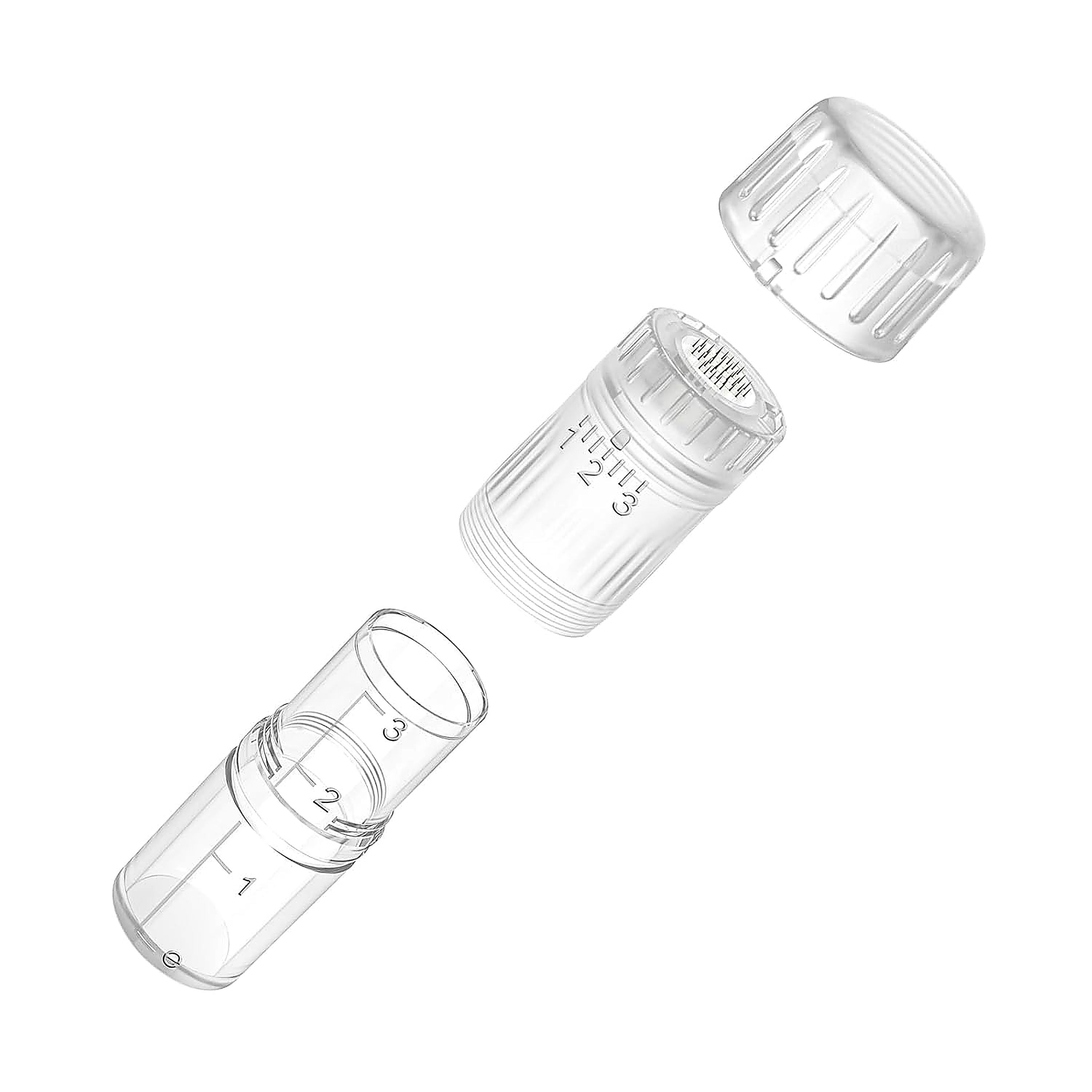 Drei transparente Microneedling-Nadeln in Einzelteilen: Kopf, Mittelteil mit Skala, und Behälter.