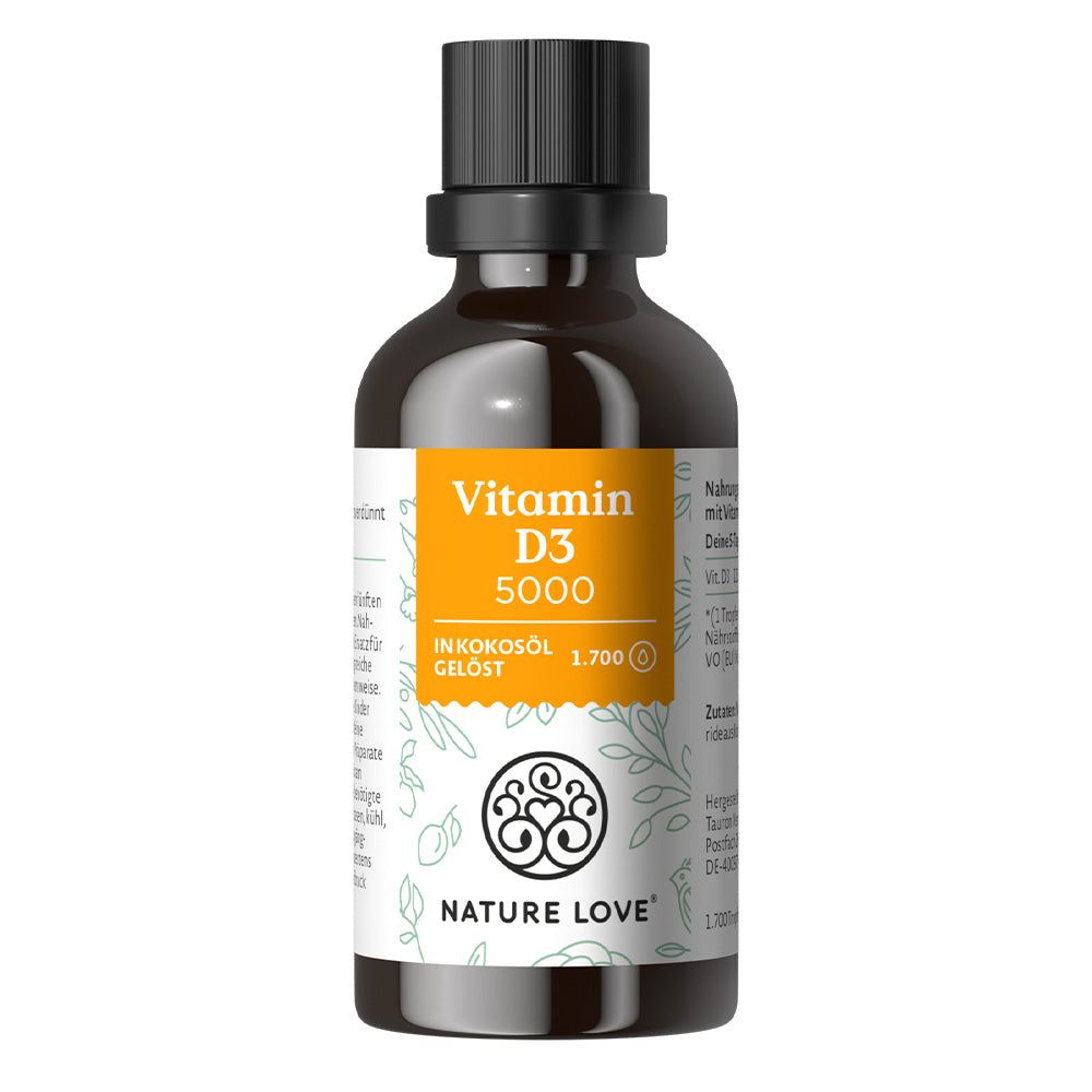 Braune Glasflasche mit schwarzem Deckel. Etikett mit "Vitamin D3 5000" und "NATURE LOVE®" Logo.