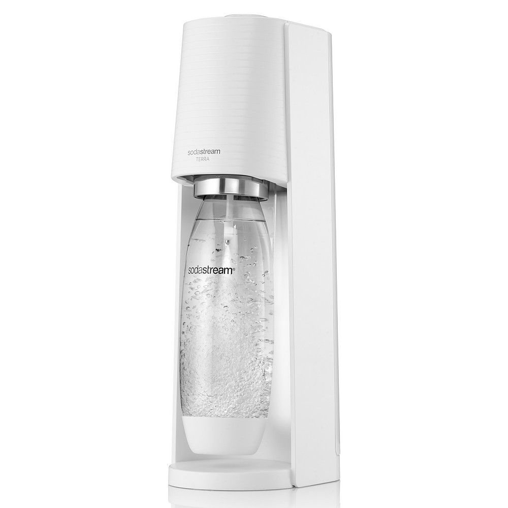 SodaStream Terra Wassersprudler in Weiß mit eingesetzter Glasflasche.