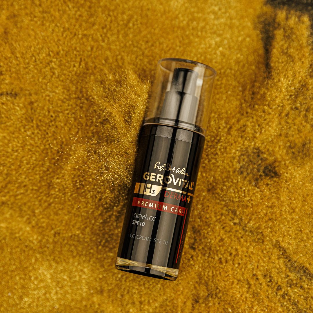 Flasche mit Sprühkopf auf goldenem Untergrund. Aufschrift: Gerovital H3 Derma+, Premium Care, Crema CC SPF10.