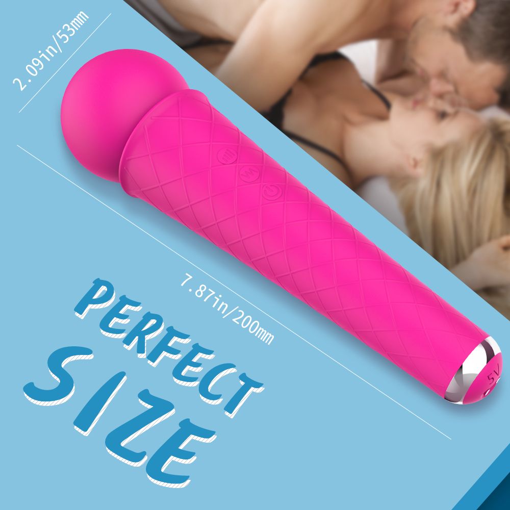 Pinkfarbener Massagestab mit kugelförmigem Kopf und kegelförmigem Griff. Text: PERFECT SIZE. Maße: 2.09in/53mm, 7.87in/200mm.