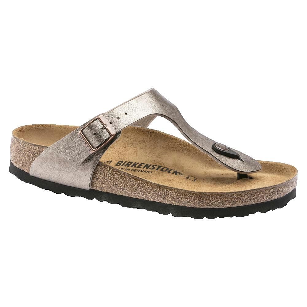 Sandalo Birkenstock Gizeh. Cinturino con fibbia, plantare in sughero, tomaia metallizzata.