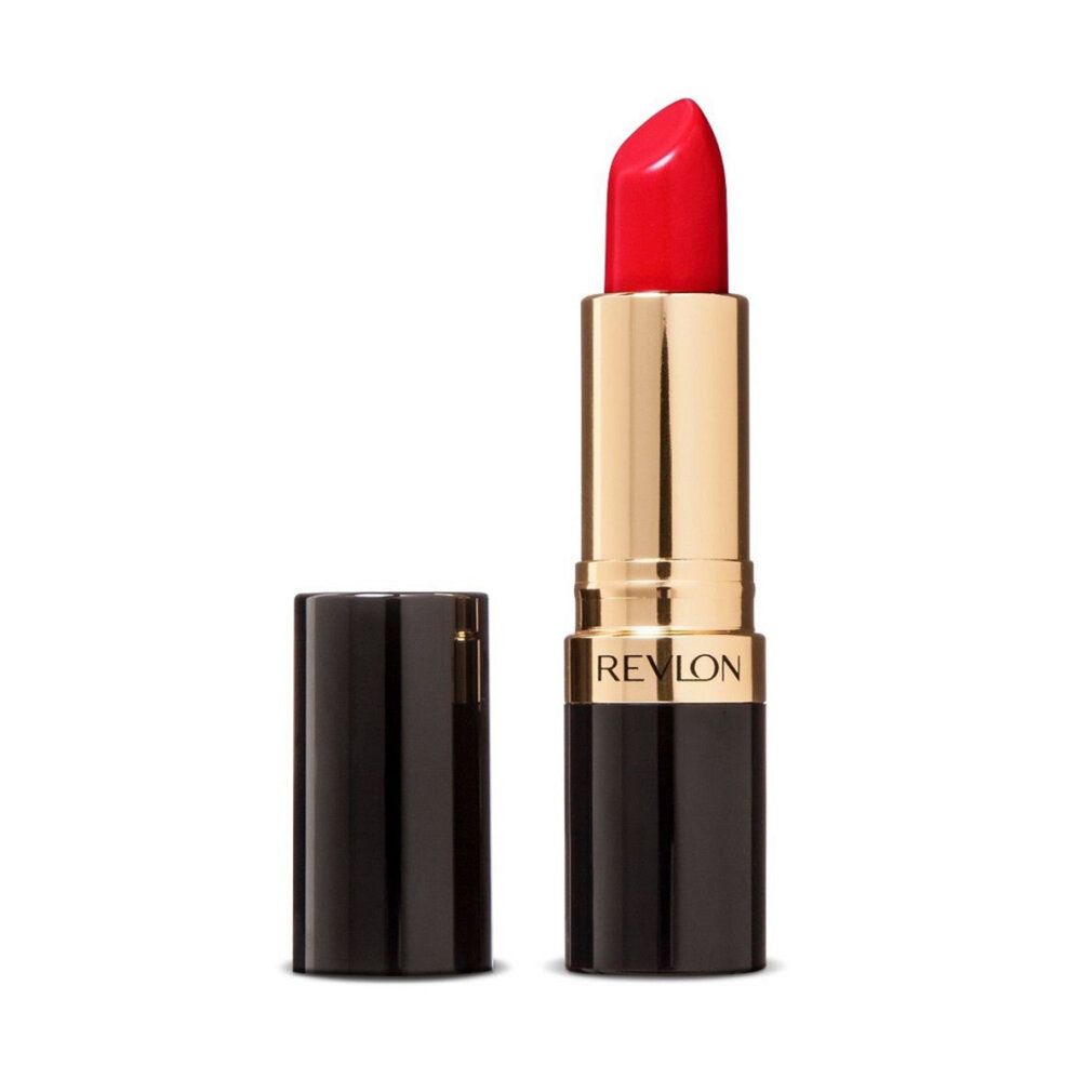 Roter Lippenstift mit geöffneter Kappe. Goldene Hülse, schwarzer Boden. Marke Revlon.