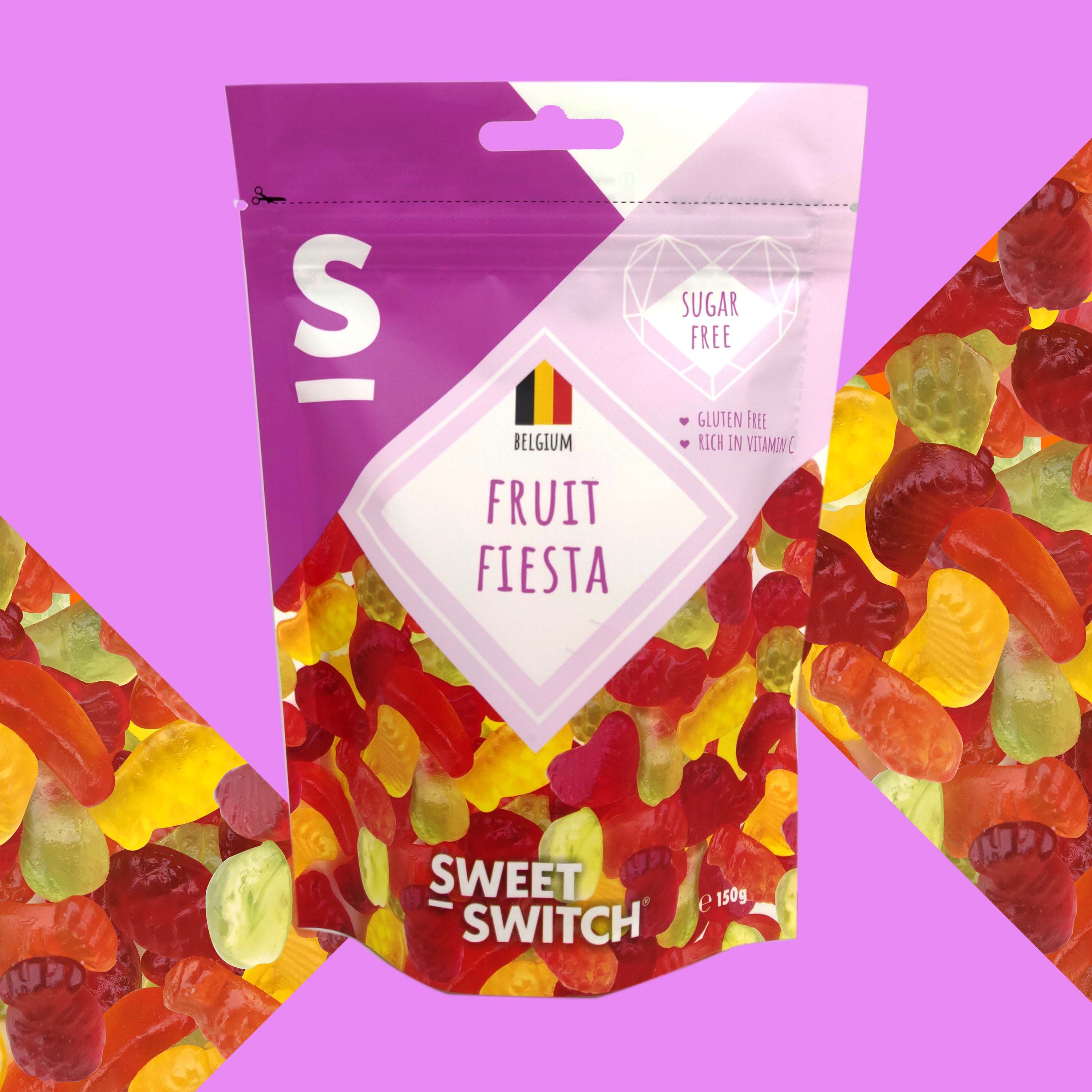 Beutel mit Fruchtgummis. Aufschrift: Fruit Fiesta, Sugar Free, Gluten Free, Reich an Vitaminen. Marke: Sweet Switch.