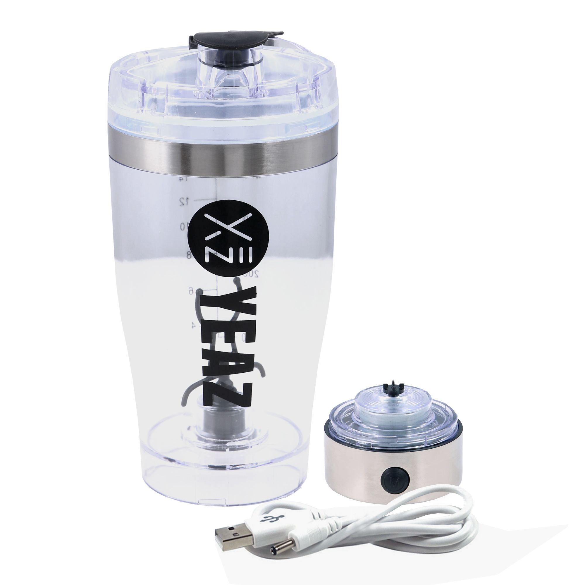 Transparenter Mixer, zerlegt. Separater Motor, USB-Kabel. YEAZ-Logo. Edelstahl-Elemente. Auf weißem Hintergrund.