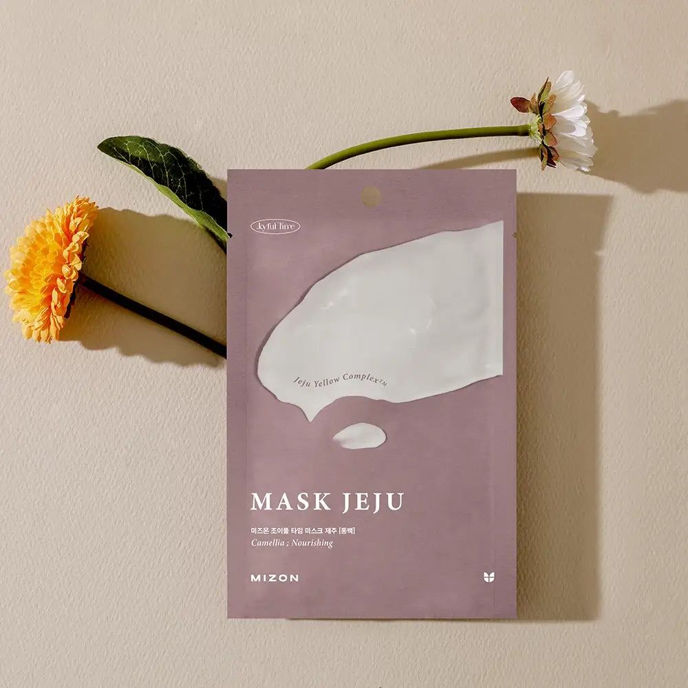 Mizon Mask Jeju Gesichtsmaske, lila Verpackung, mit Camellia und Nourishing.