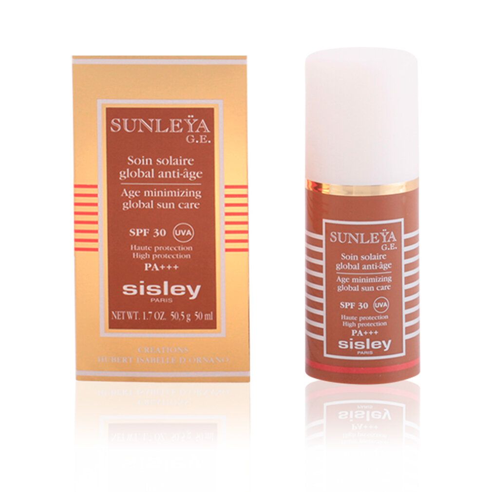 Sonnencreme-Flasche und Verpackung. Flasche: SUNLEYA, Soin solaire global anti-âge, SPF 30, PA+++, sisley. Verpackung: goldfarben.