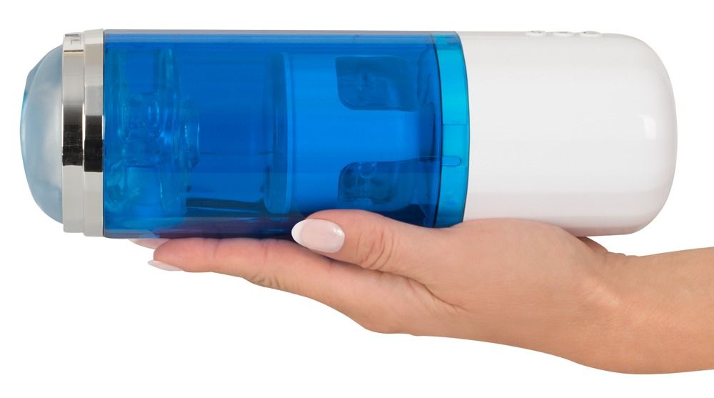 Blau-weißes Gerät in Hand gehalten. Zylindrische Form mit transparentem blauem Mittelteil. Silberne Akzente.