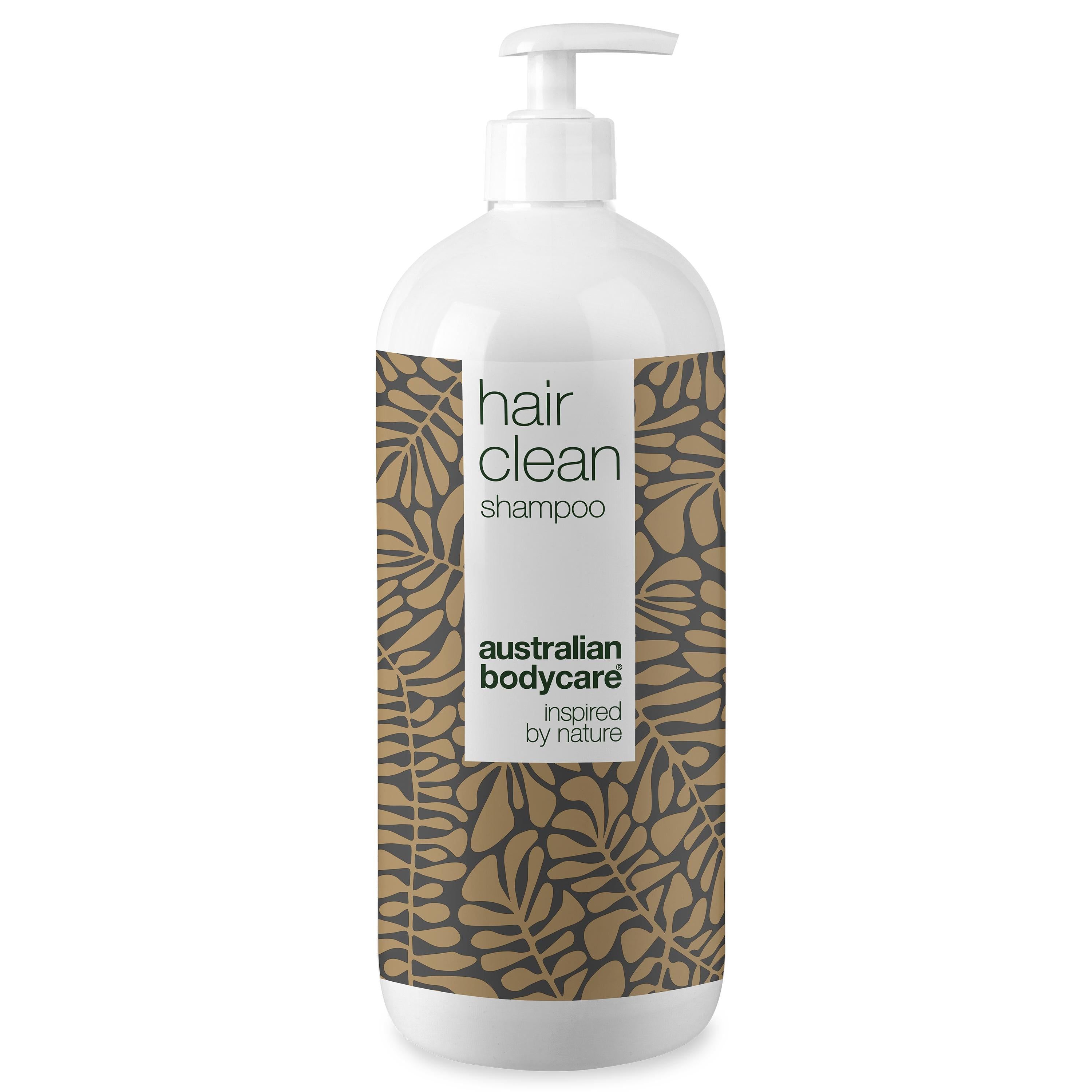 Weiße Flasche mit Pumpe. Aufkleber mit Schriftzug "hair clean shampoo" und "australian bodycare".