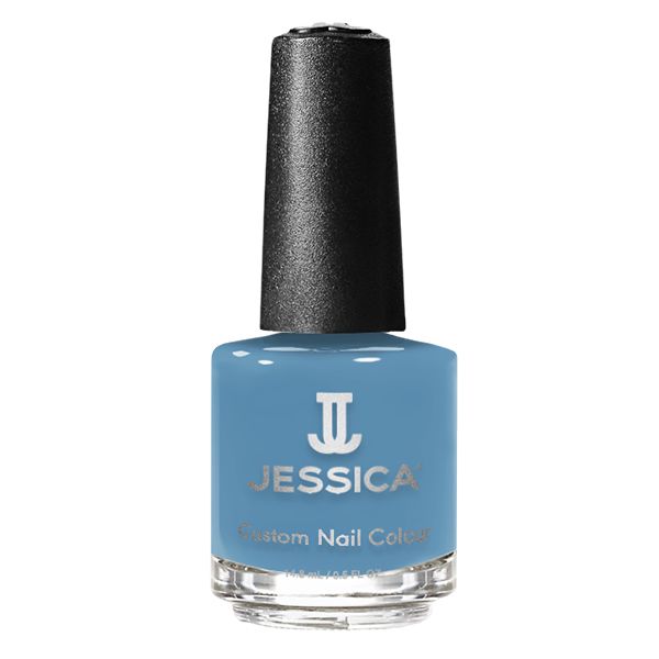 Hellblaues Nagellackfläschchen mit schwarzem Deckel. Aufschrift: JESSICA Custom Nail Colour.
