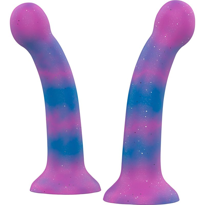 Zwei lila-blaue Dildos nebeneinander. Sie haben eine gebogene Form.