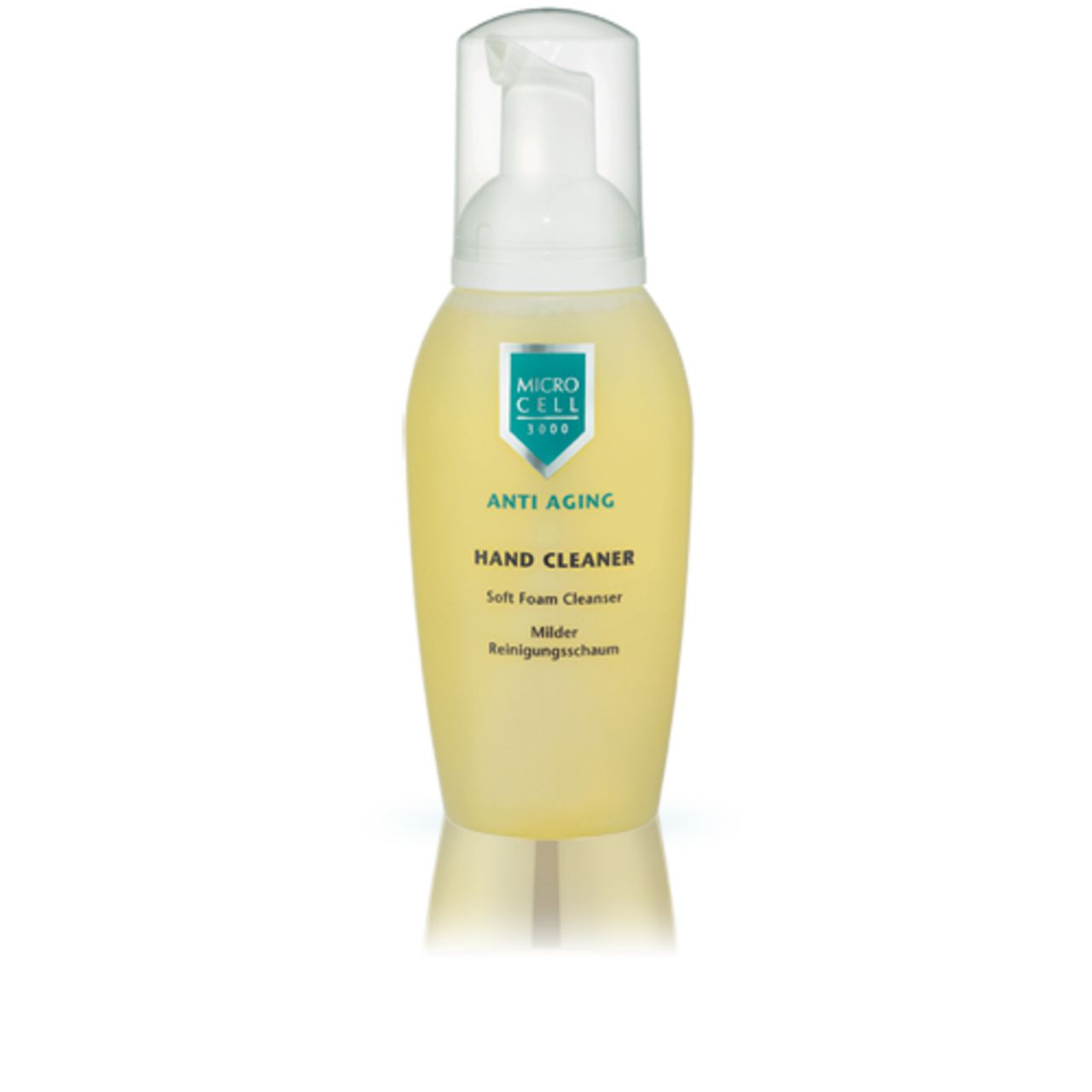 Gelbliche Flasche mit Pumpe. Beschriftung: Micro Cell, Anti Aging, Hand Cleaner, Soft Foam Cleanser, Milder Reinigungsschaum.