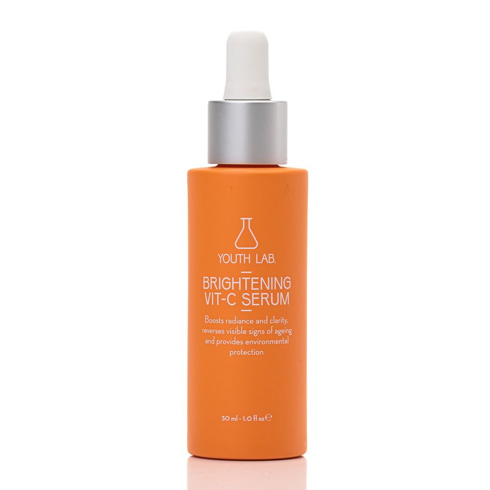 Orangefarbene Flasche mit silberner Kappe und Pipette. Aufschrift: YOUTH LAB Brightening Vit-C Serum. 30ml/1.0 fl oz.