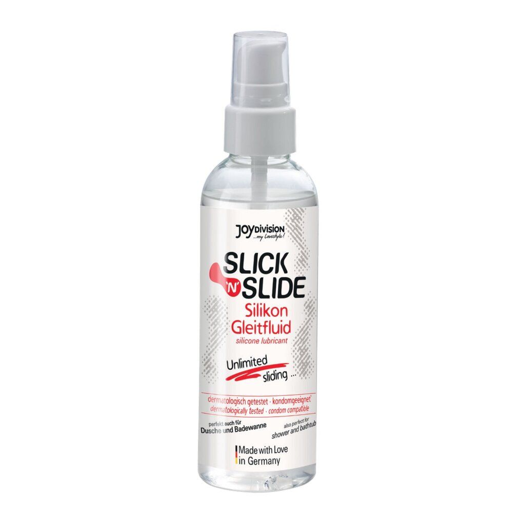 Transparente Flasche mit Sprühkopf. Aufschrift: Slick'N'Slide Silikon Gleitfluid. Dermatologisch getestet. Made in Germany.