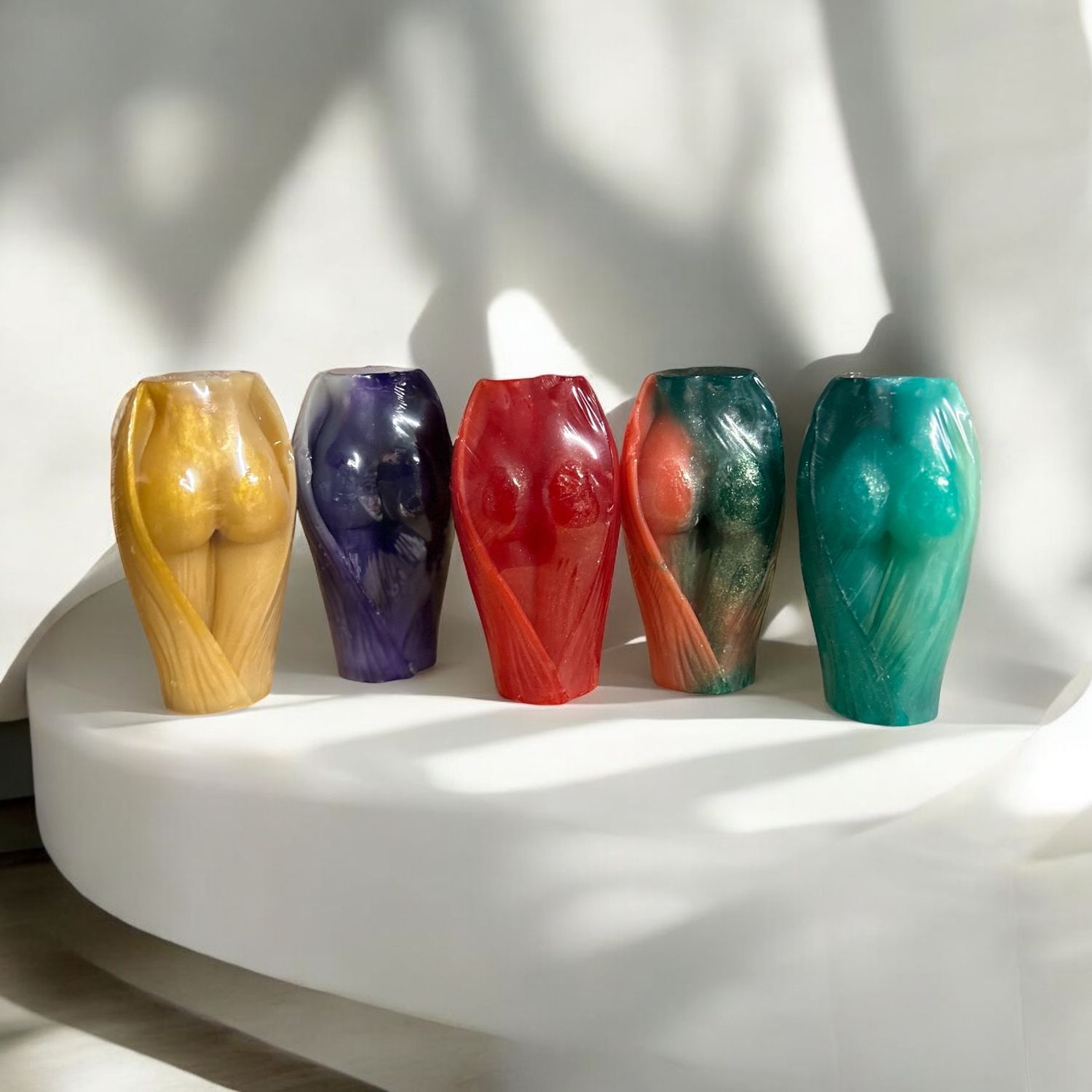 Nesbel handgemachte Glycerin Seife Frauenbeine Geschenk farblich sortiert 85 g