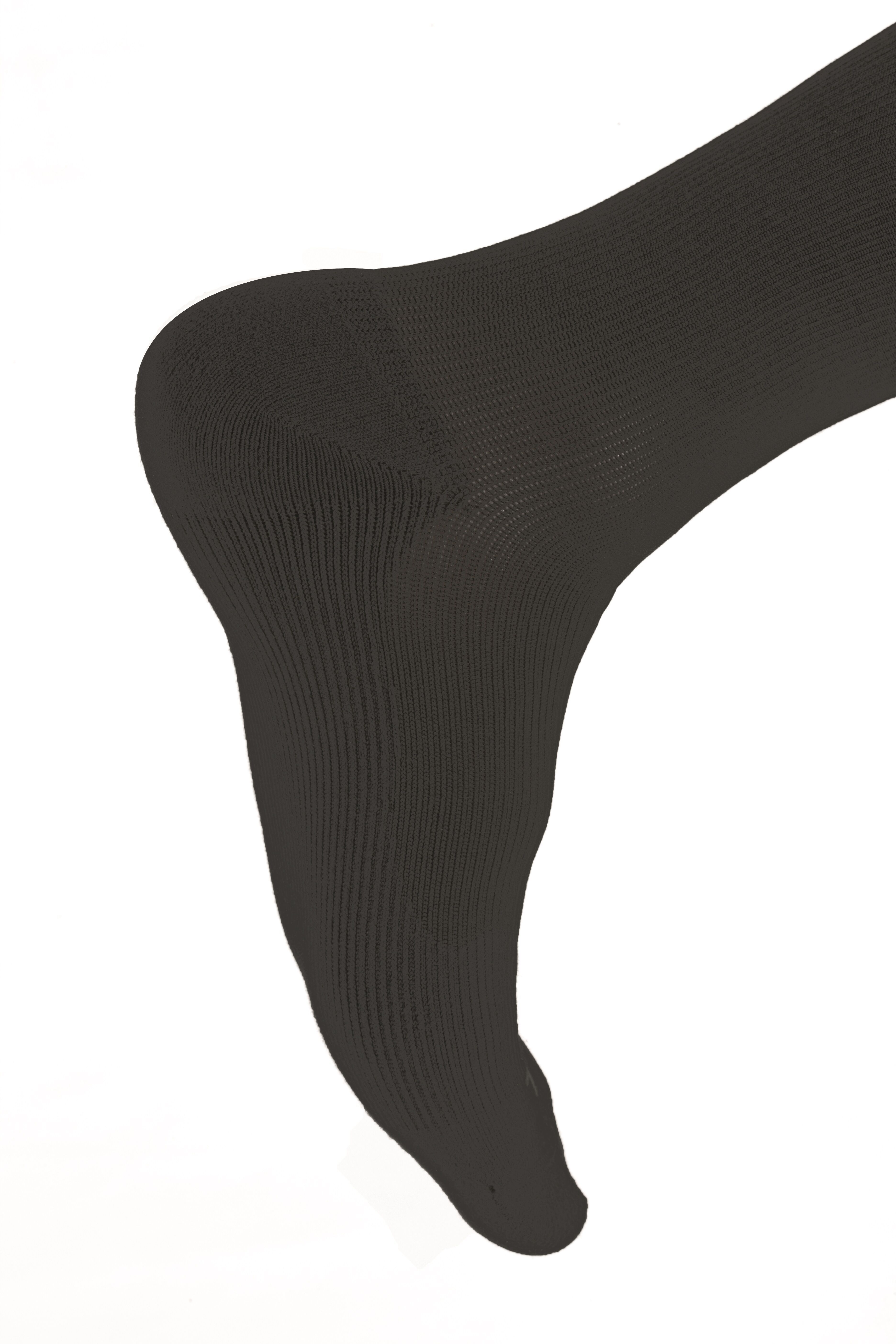 Dunkelgrauer Sockenabsatz und Zehenbereich mit Rippenmuster.