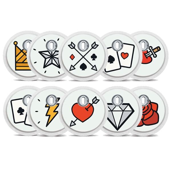 Runde Aufkleber mit verschiedenen Designs. Gezeigt werden Krone, Stern, Pfeile, Spielkarten, Herz, Blitz, Diamant und Rose.