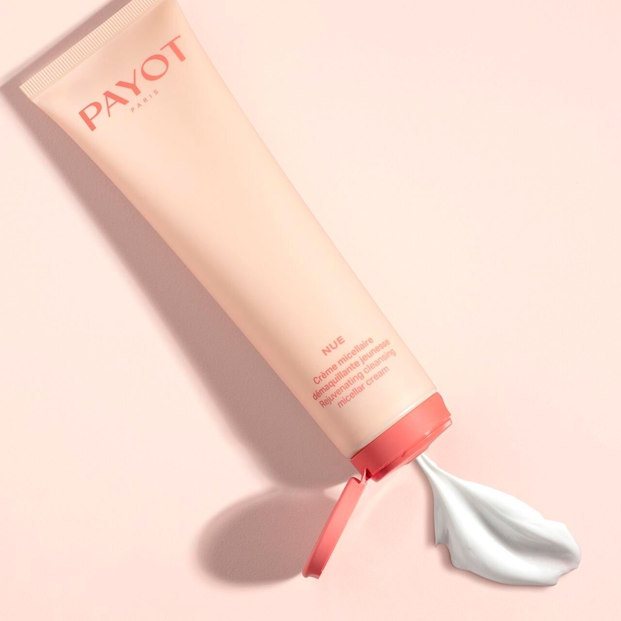 Payot-Tube, rosa, mit Creme. Aufschrift: PAYOT PARIS, NUE, Crème micellaire démaquillante jeunesse, Rejuvenating cleansing micellar cream.