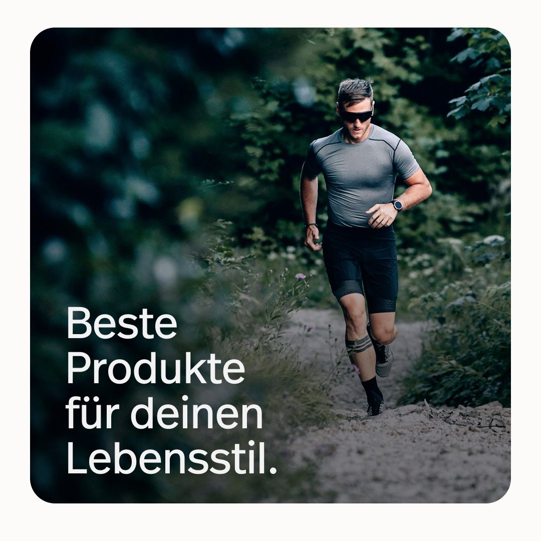 Läufer in Sportkleidung im Wald. Text: Beste Produkte für deinen Lebensstil.