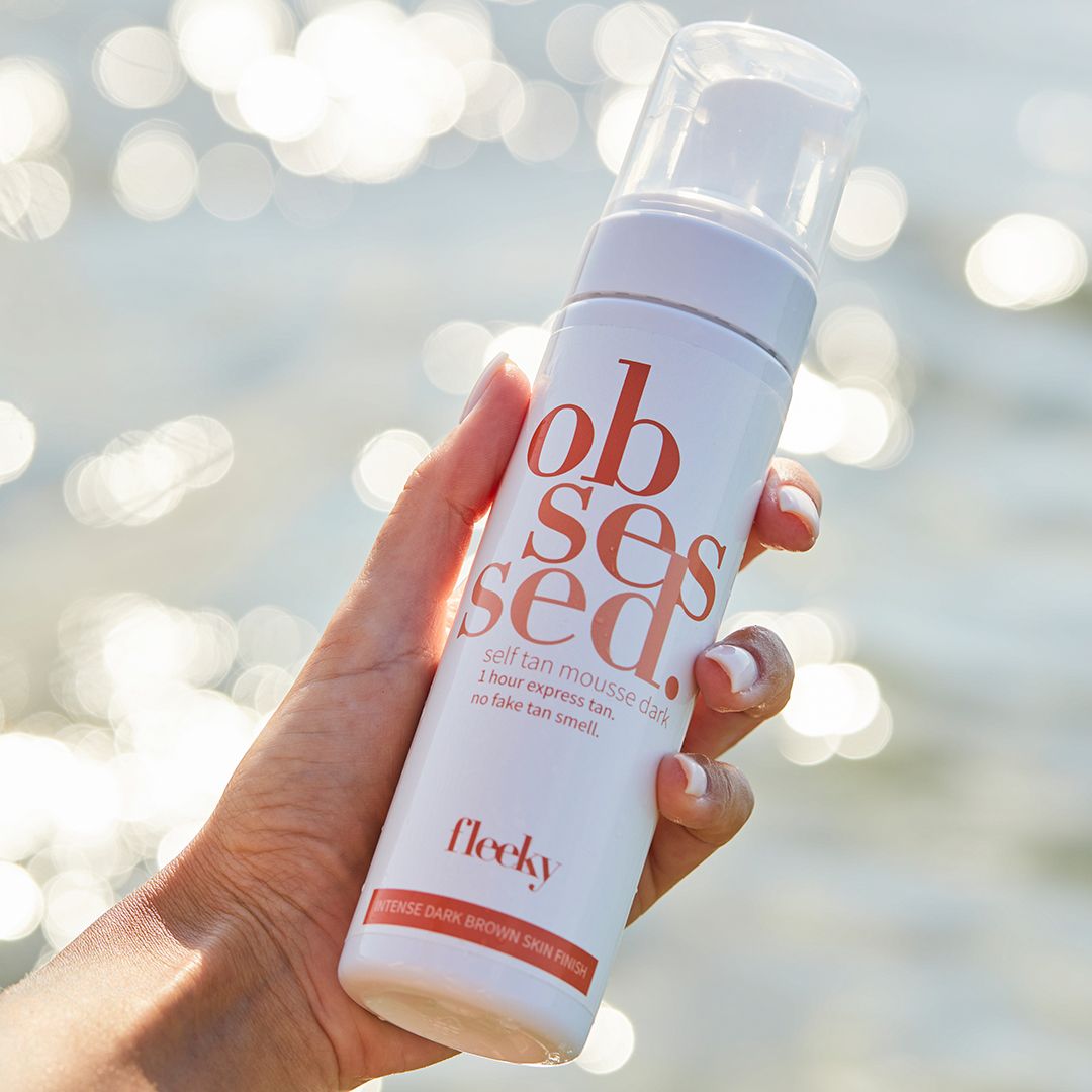fleeky Self Tan Mousse Dark - Getöntes selbstbräuner Mousse