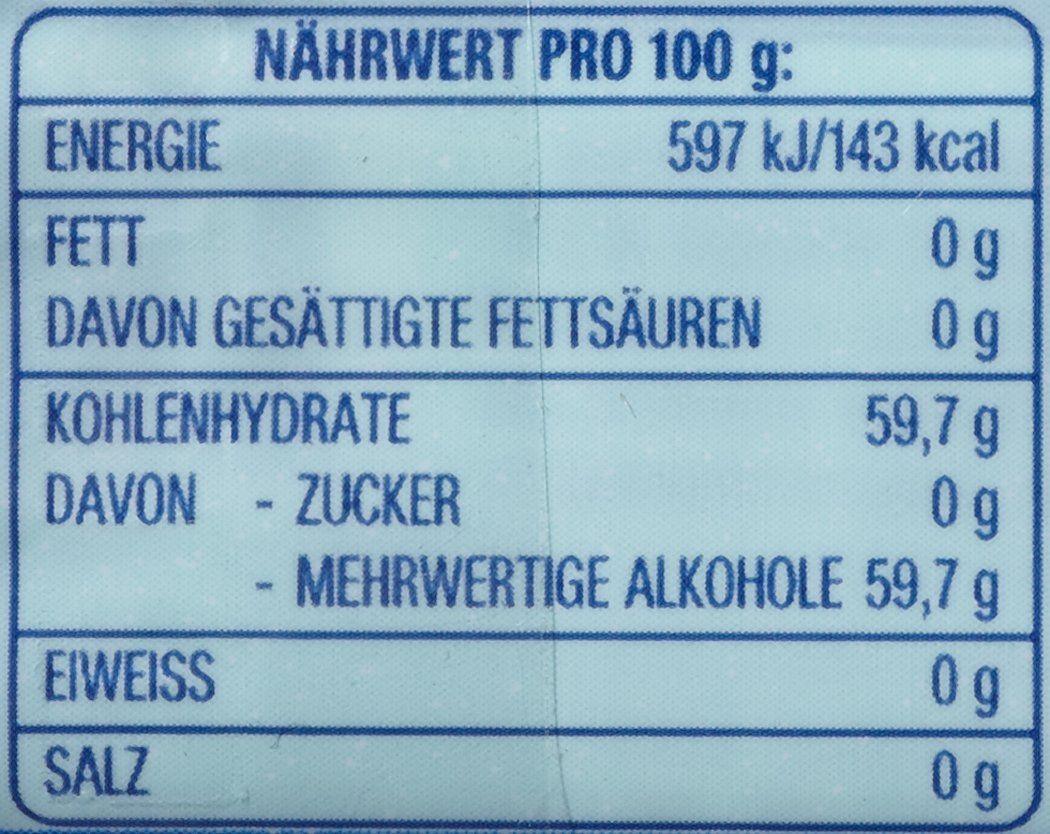 Nährwerttabelle. Enthält Informationen pro 100g: Energie, Fett, Kohlenhydrate, Eiweiß, Salz. Keine Zuckerangabe.