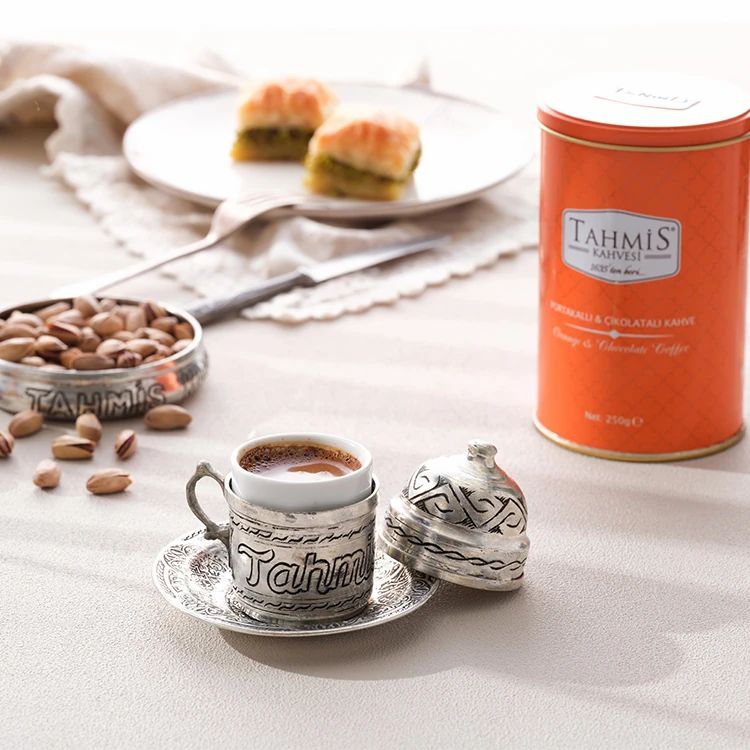 Tahmis Kahvesi Türkischer Kaffee mit Orange-Schokolade
